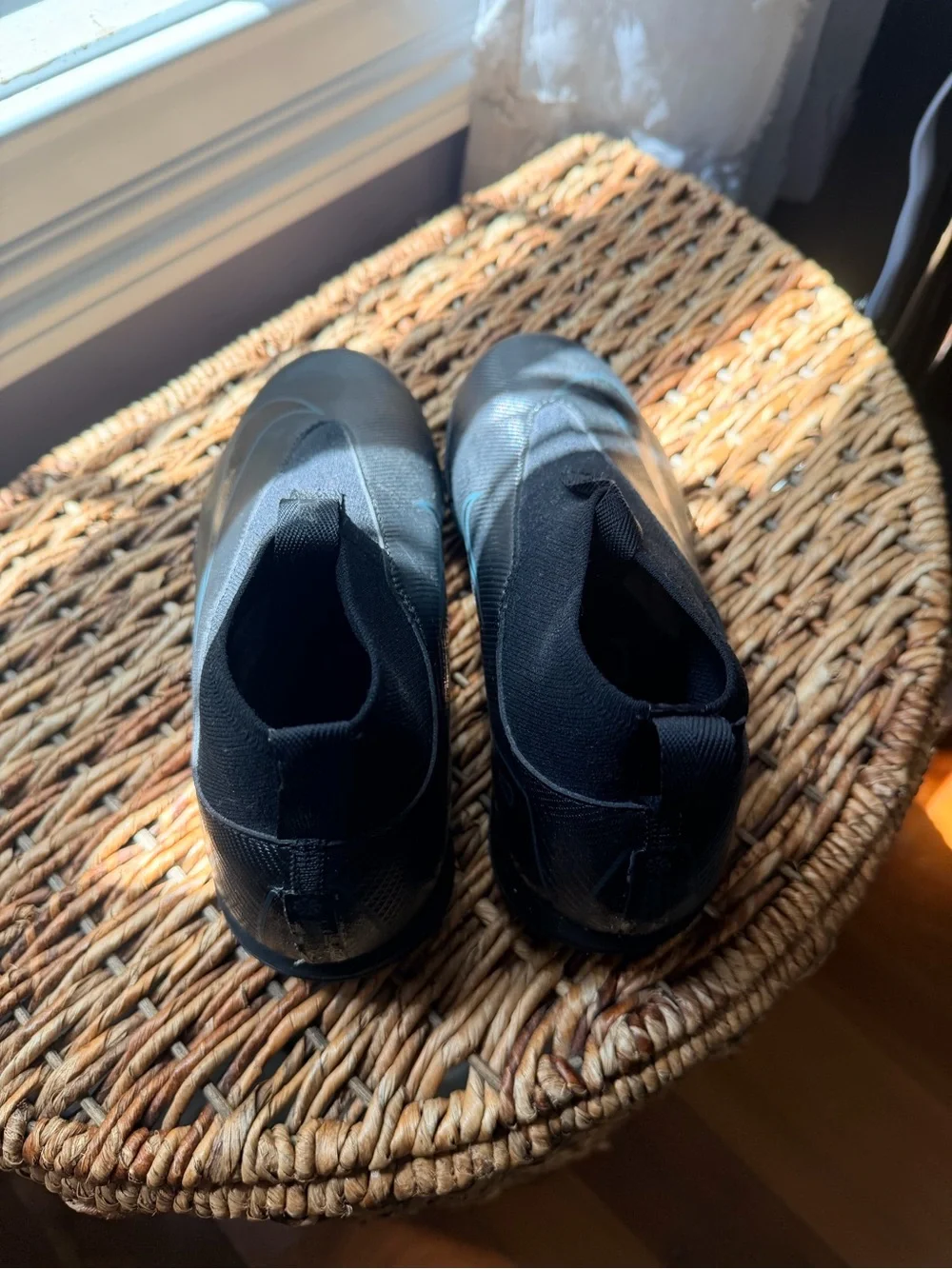 Nike Black Slip-On Boys Turf shoes
